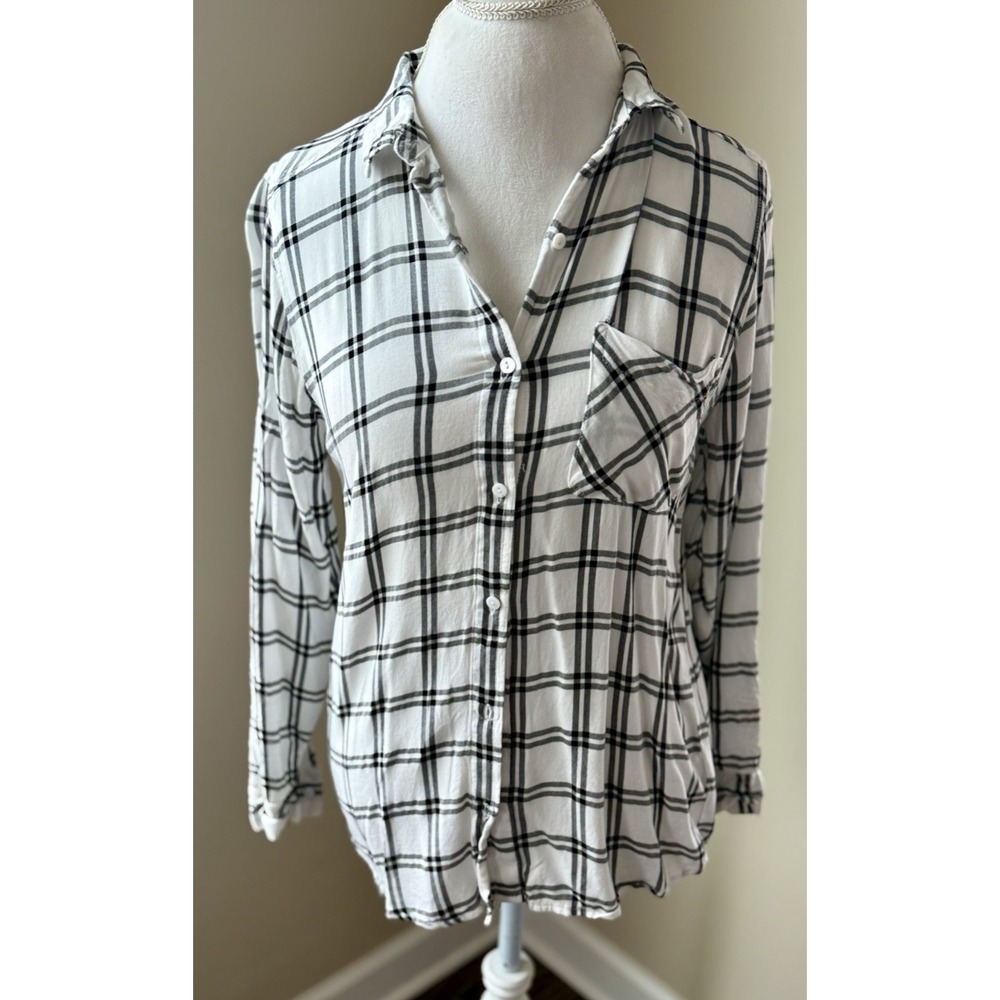 sold
 Black &‎ White Checked Plaid Button-Down Shirt Small Whimsigoth Grunge
